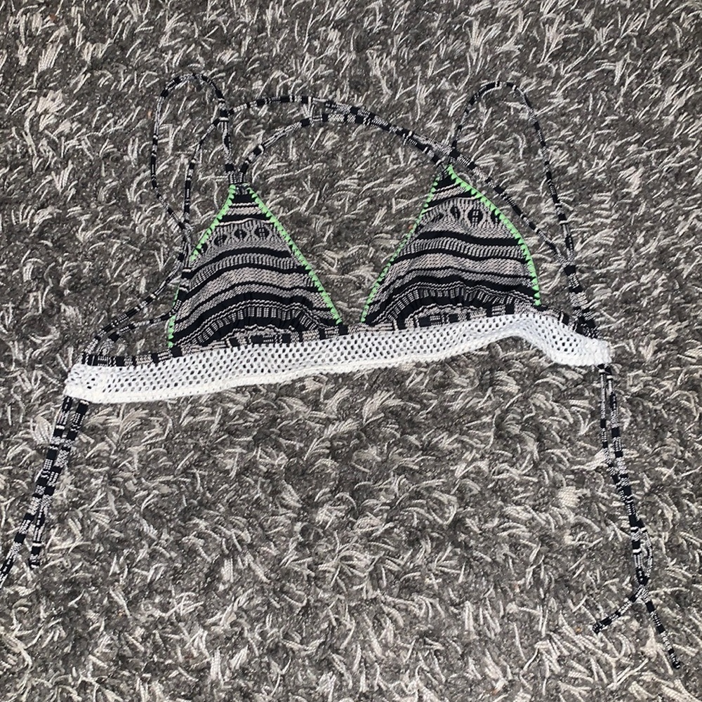 Xhilaration Strappy Swim Suit Top Size Small
